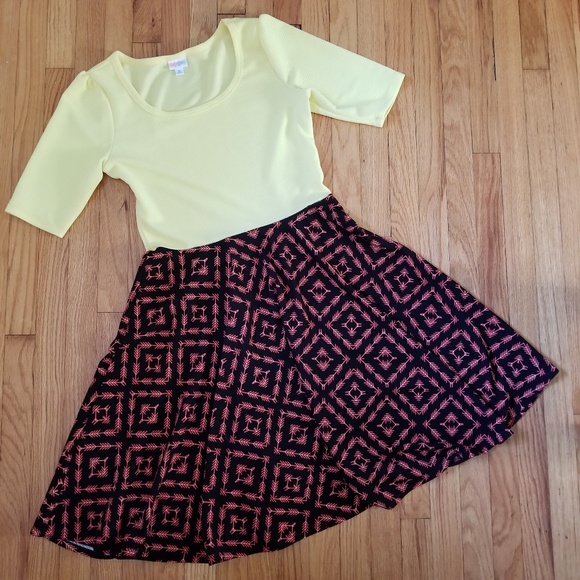 LuLaRoe Dresses & Skirts - Lularoe Nicole Arrow Dress Yellow Black XL